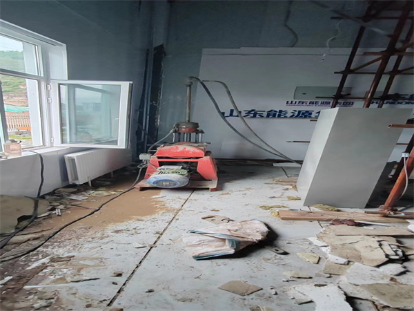 梁溪地基基础下沉墙体裂缝加固注浆顶升施工